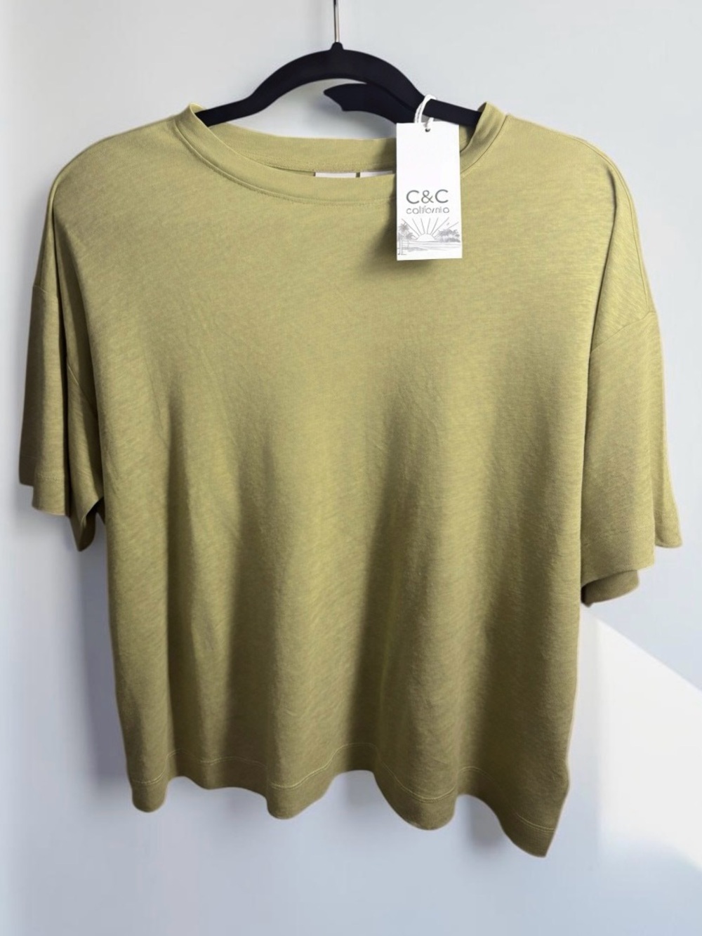 C&C California Oversized Linen Blend Short Sleeve T-shirt NWT in Olive Green